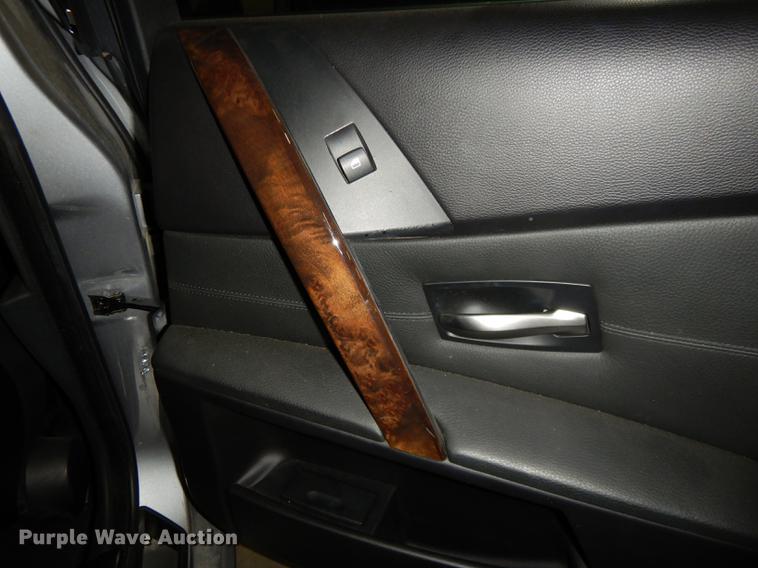 image for item DC0290 2004 BMW 530i