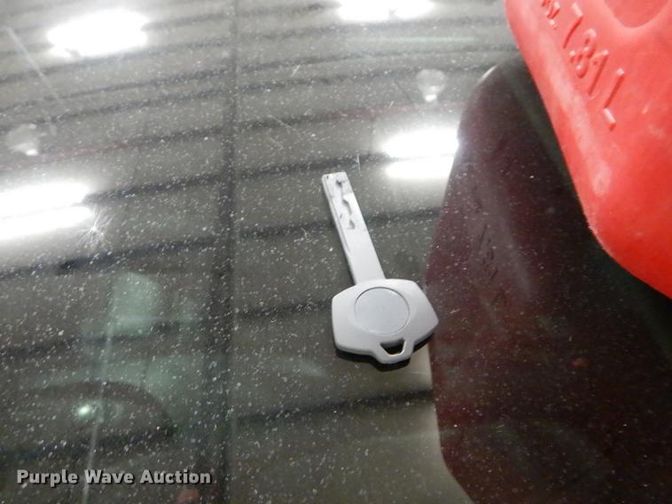 image for item DC0290 2004 BMW 530i