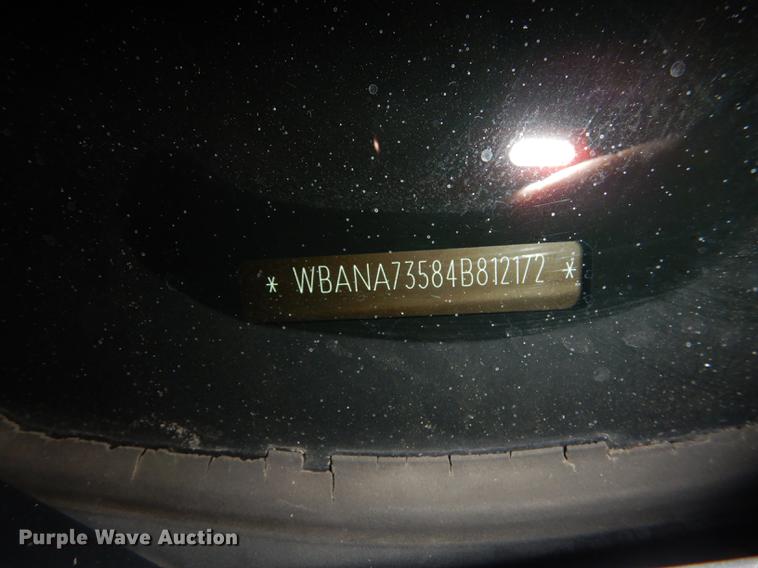 image for item DC0290 2004 BMW 530i