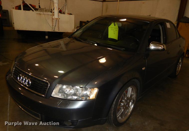 image for item DE1660 2005 Audi A4