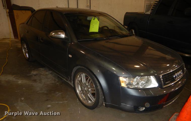 image for item DE1660 2005 Audi A4