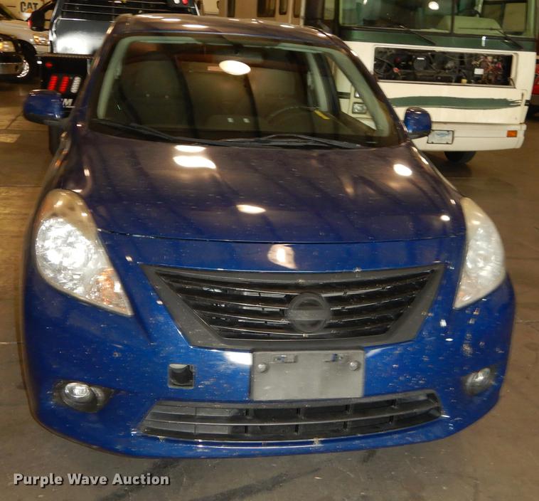 image for item DE1670 2014 Nissan Versa SL