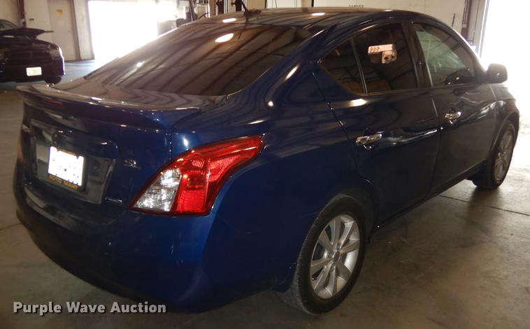 image for item DE1670 2014 Nissan Versa SL
