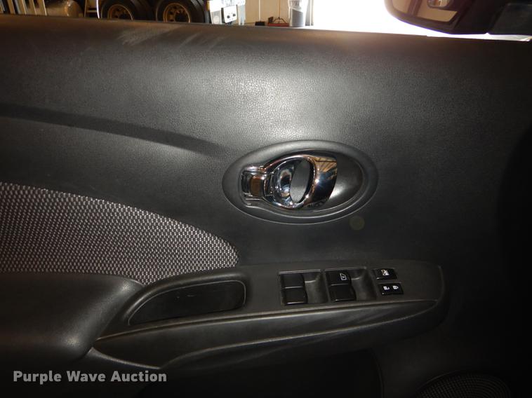 image for item DE1670 2014 Nissan Versa SL