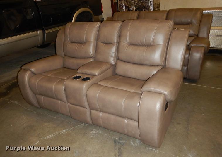 Conn's leather furniture in Topeka, KS Item EM9626 sold Purple Wave