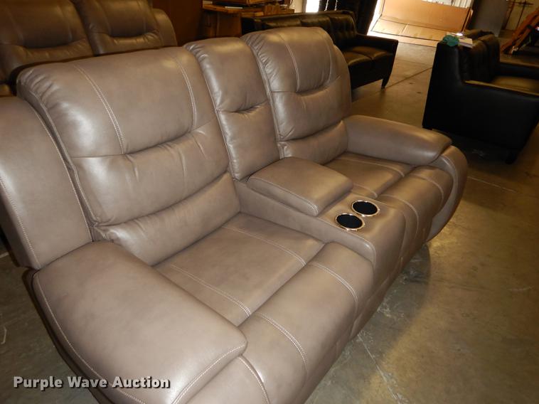 Conn's leather furniture in Topeka, KS Item EM9626 sold Purple Wave