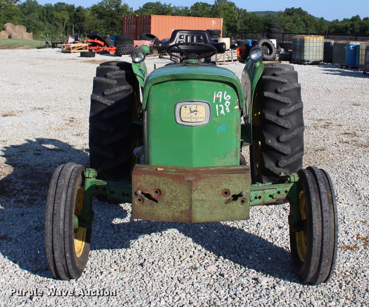 image for item BE9322 John Deere 1020 tractor