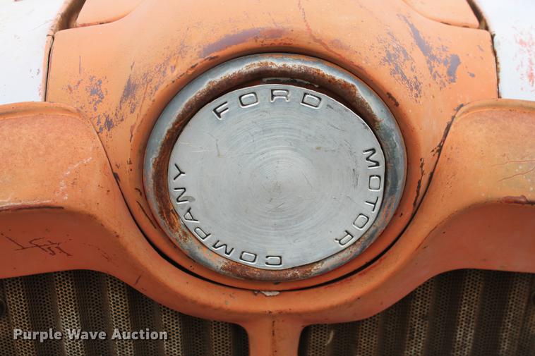 image for item DB5214 Ford 801 Powermaster tractor