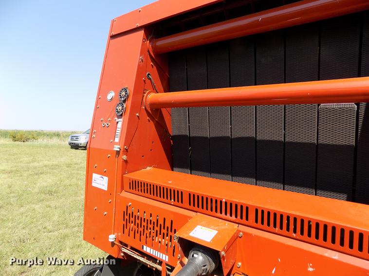 image for item DB9182 2009 Massey Ferguson 2756A round baler