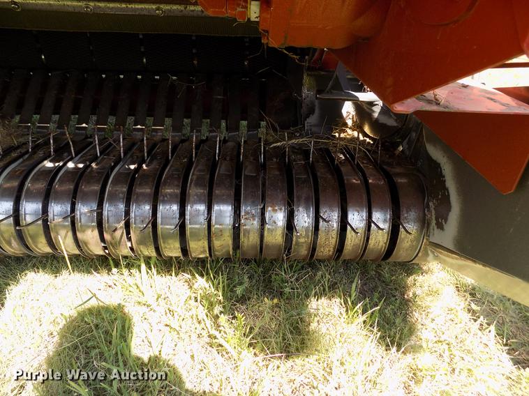 image for item DB9182 2009 Massey Ferguson 2756A round baler