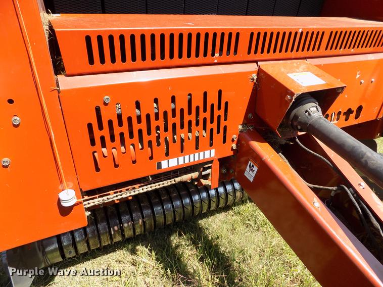 image for item DB9182 2009 Massey Ferguson 2756A round baler