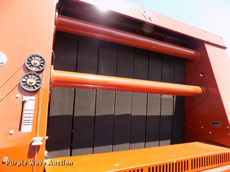 image for item DB9182 2009 Massey Ferguson 2756A round baler