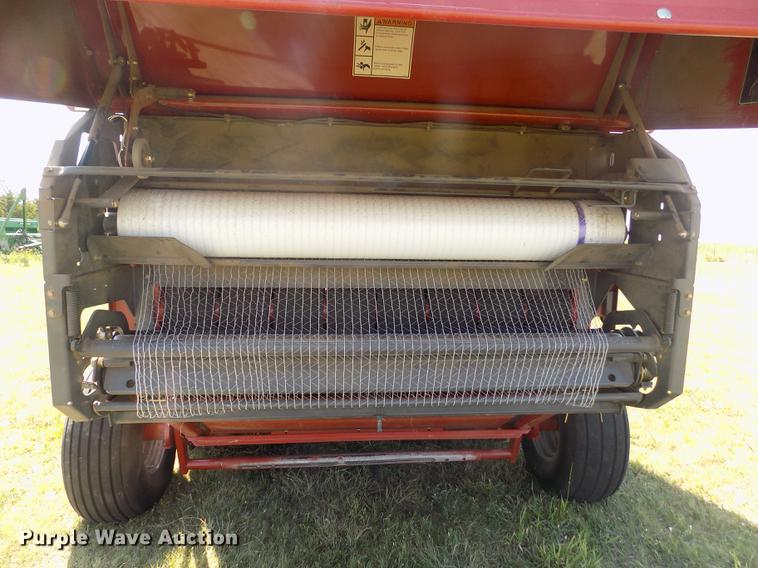 image for item DB9182 2009 Massey Ferguson 2756A round baler