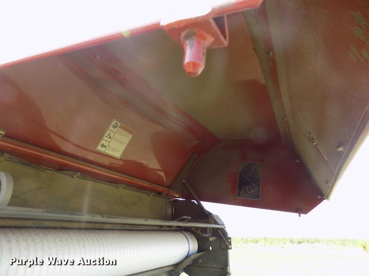 image for item DB9182 2009 Massey Ferguson 2756A round baler