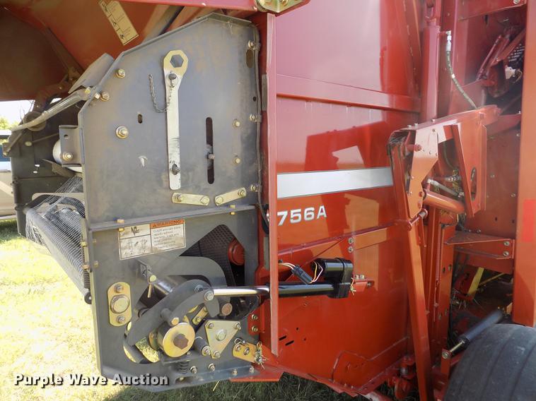image for item DB9182 2009 Massey Ferguson 2756A round baler