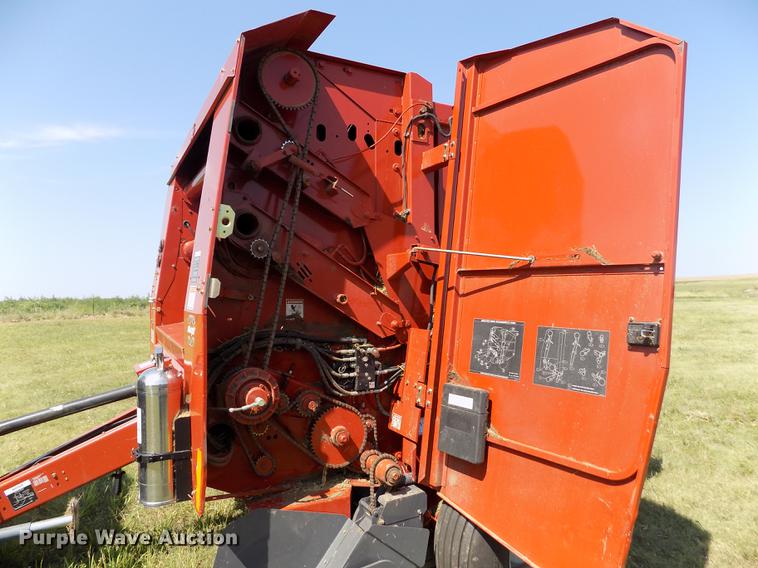 image for item DB9182 2009 Massey Ferguson 2756A round baler