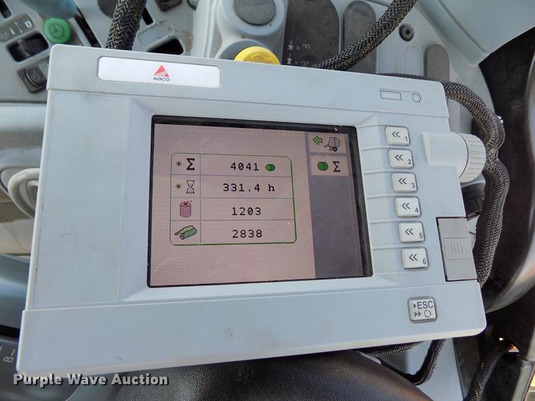 image for item DB9182 2009 Massey Ferguson 2756A round baler