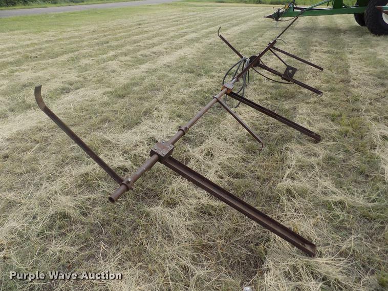 image for item DB9190 1994 John Deere 893 corn head