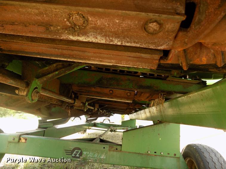 image for item DB9190 1994 John Deere 893 corn head