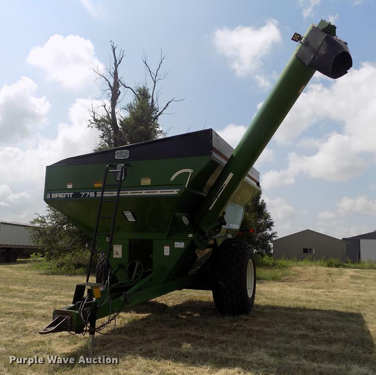 image for item DB9191 2000 Brent 776 grain cart