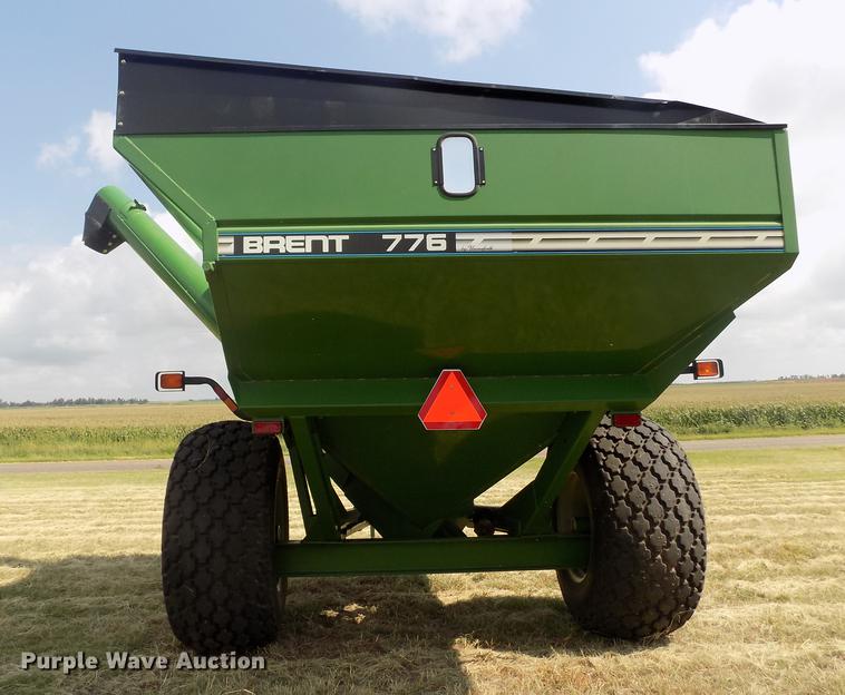 image for item DB9191 2000 Brent 776 grain cart