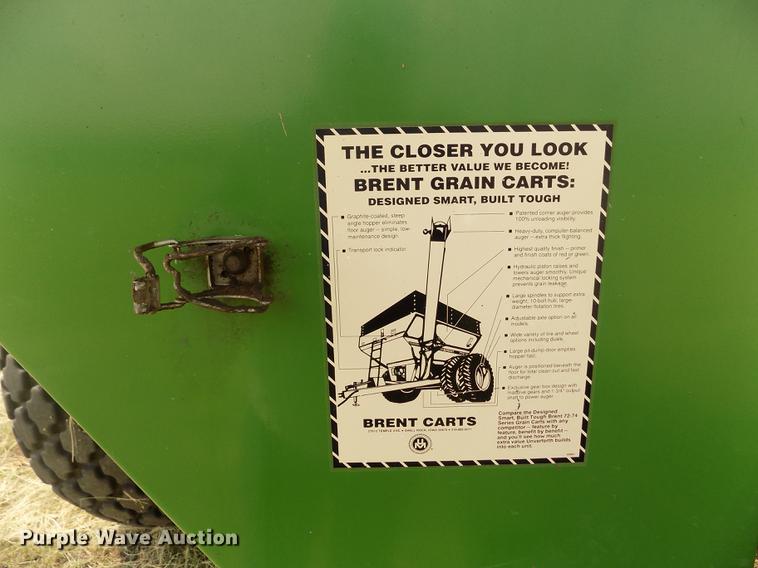 image for item DB9191 2000 Brent 776 grain cart