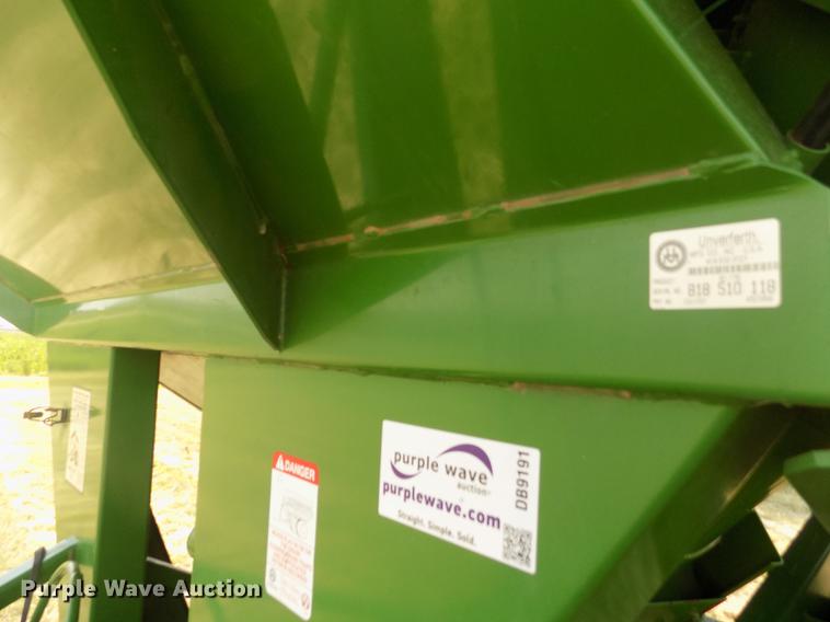 image for item DB9191 2000 Brent 776 grain cart