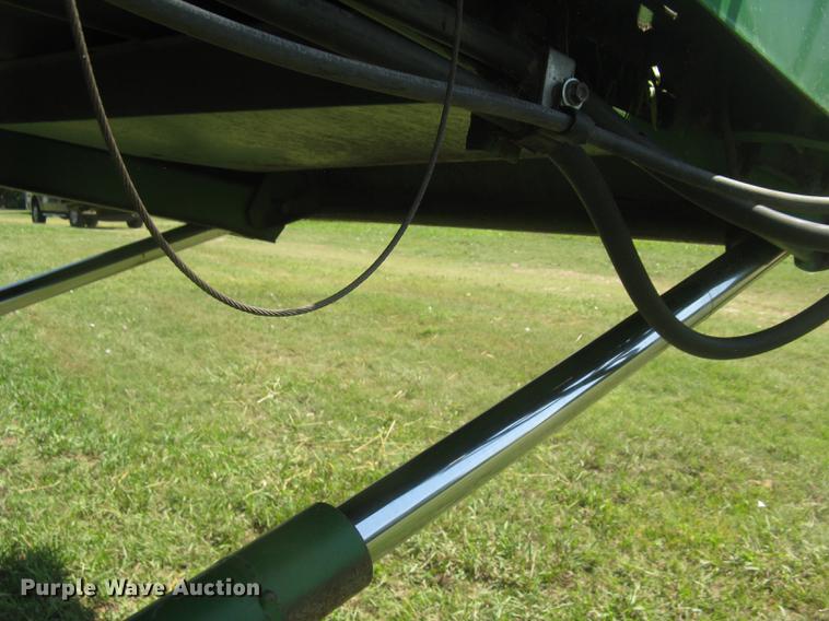 image for item DC1251 1995 John Deere 9500 combine