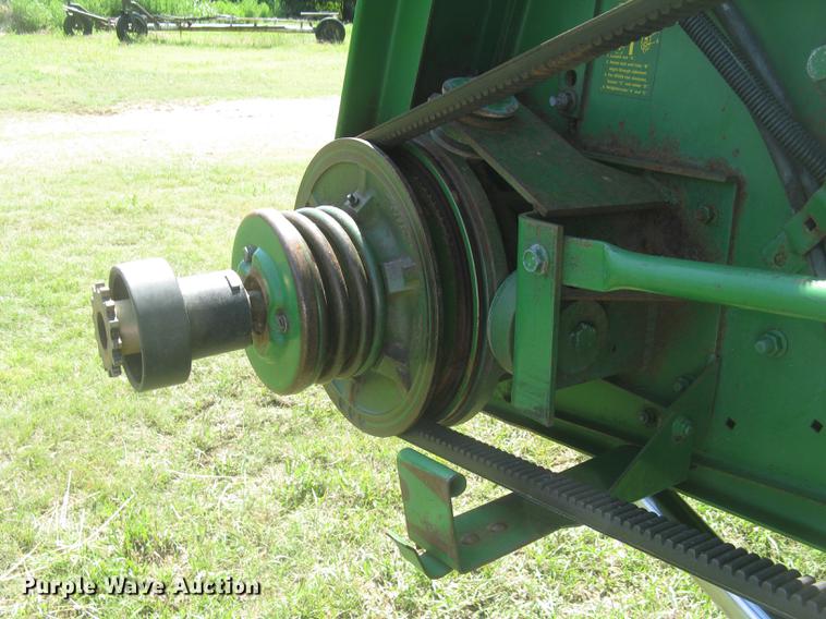 image for item DC1251 1995 John Deere 9500 combine