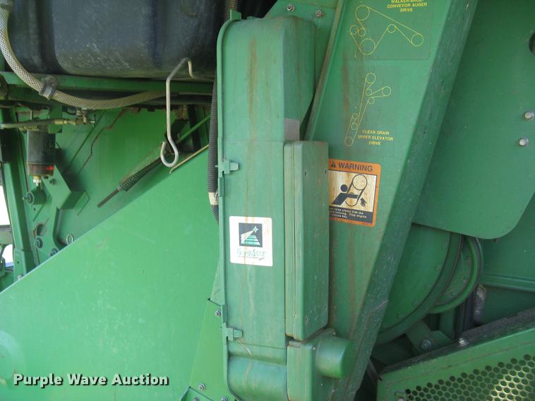 image for item DC1251 1995 John Deere 9500 combine
