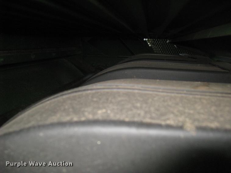 image for item DC1251 1995 John Deere 9500 combine