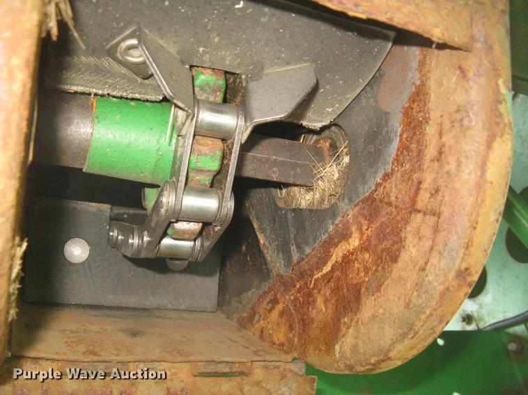 image for item DC1251 1995 John Deere 9500 combine