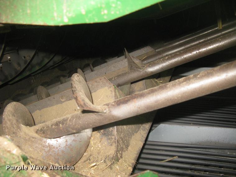 image for item DC1251 1995 John Deere 9500 combine