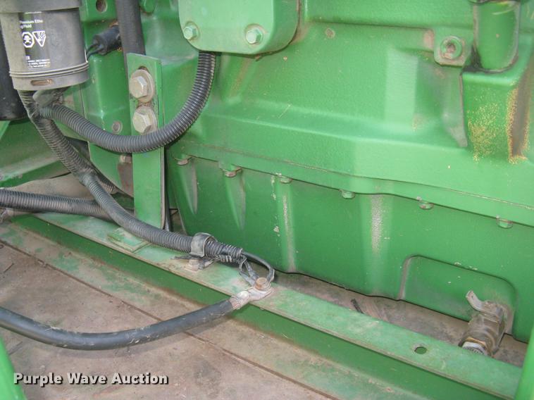image for item DC1251 1995 John Deere 9500 combine