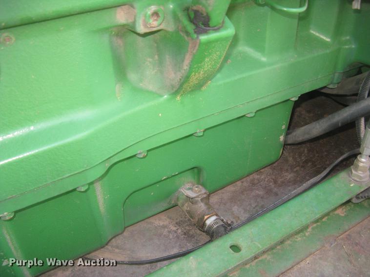 image for item DC1251 1995 John Deere 9500 combine