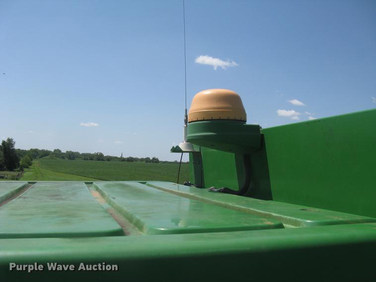 image for item DC1251 1995 John Deere 9500 combine