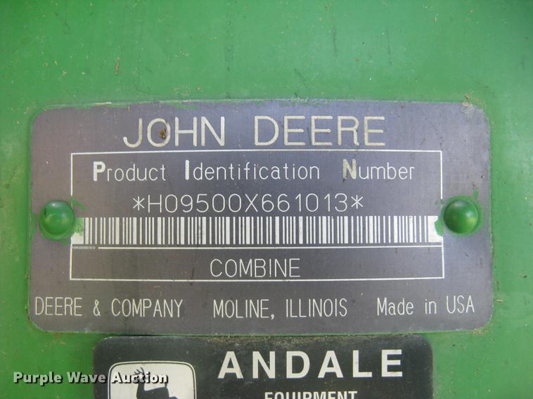 image for item DC1251 1995 John Deere 9500 combine
