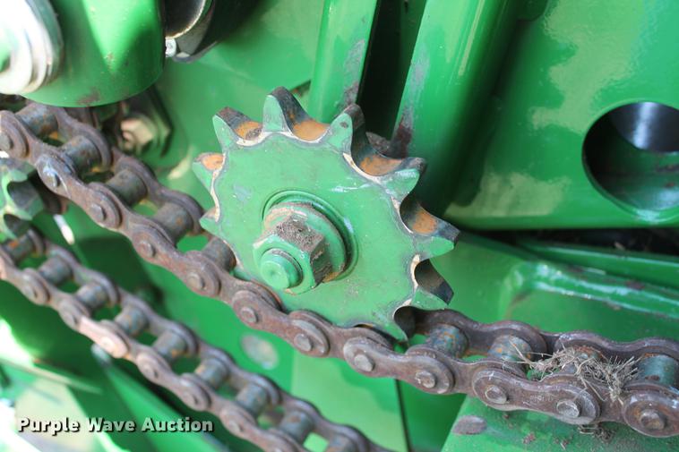 image for item DD5237 2015 John Deere 569 Mega Wide Plus round baler