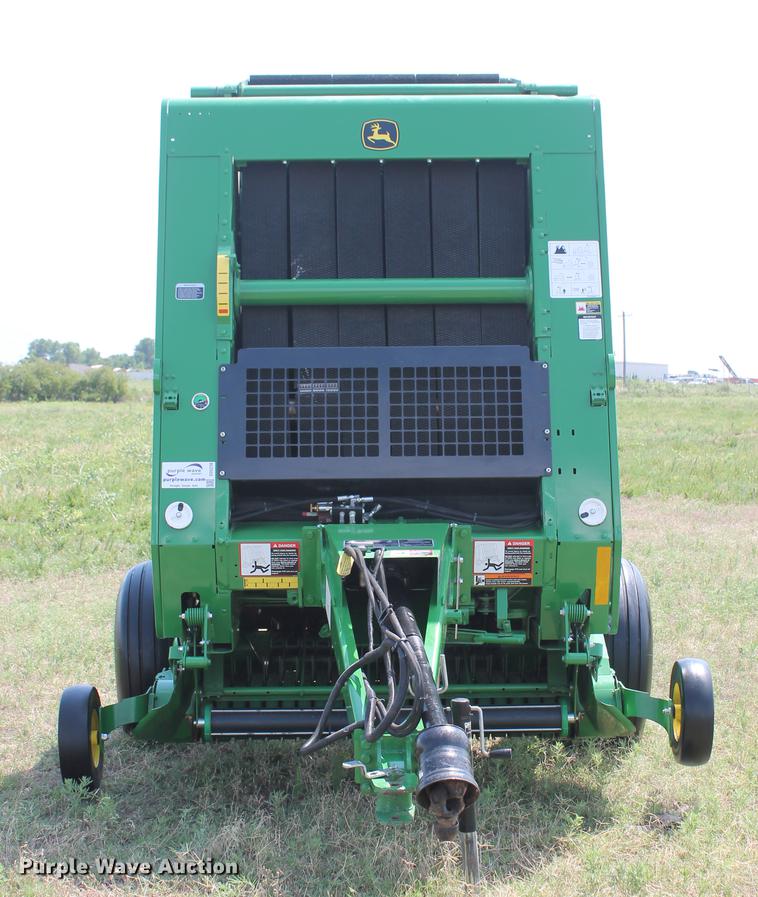 image for item DD5238 2017 John Deere 469 Mega Wide Plus Silage Special round baler