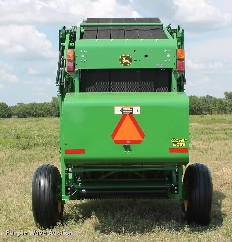 image for item DD5238 2017 John Deere 469 Mega Wide Plus Silage Special round baler