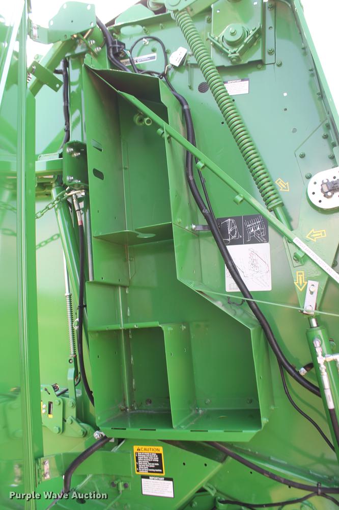 image for item DD5238 2017 John Deere 469 Mega Wide Plus Silage Special round baler