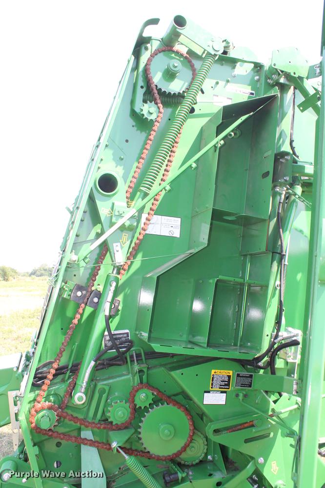 image for item DD5238 2017 John Deere 469 Mega Wide Plus Silage Special round baler