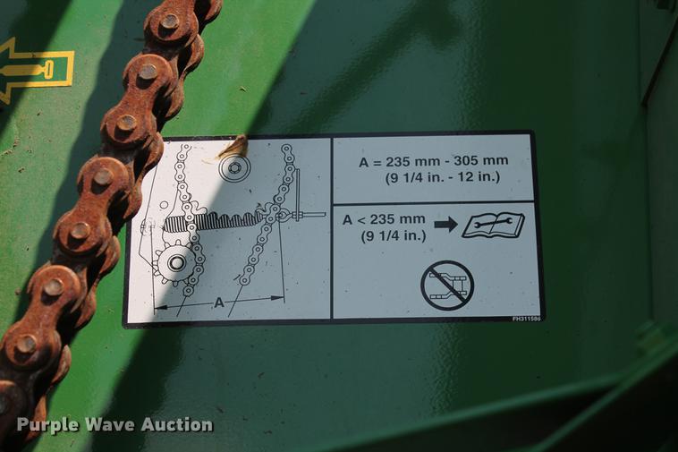 image for item DD5238 2017 John Deere 469 Mega Wide Plus Silage Special round baler