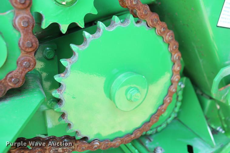 image for item DD5238 2017 John Deere 469 Mega Wide Plus Silage Special round baler