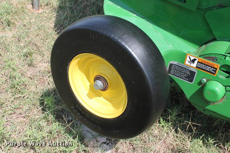 image for item DD5238 2017 John Deere 469 Mega Wide Plus Silage Special round baler