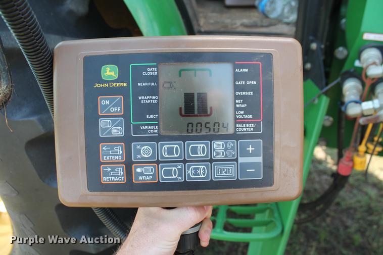 image for item DD5238 2017 John Deere 469 Mega Wide Plus Silage Special round baler