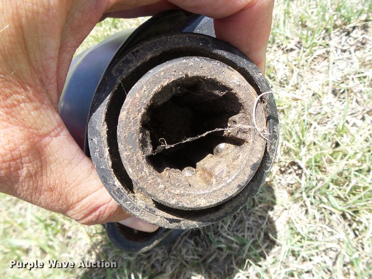 image for item DD5813 Westfield MKX100-73 grain auger