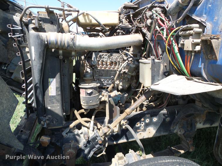 image for item DD5818 1996 Ford LNT8000 dump truck