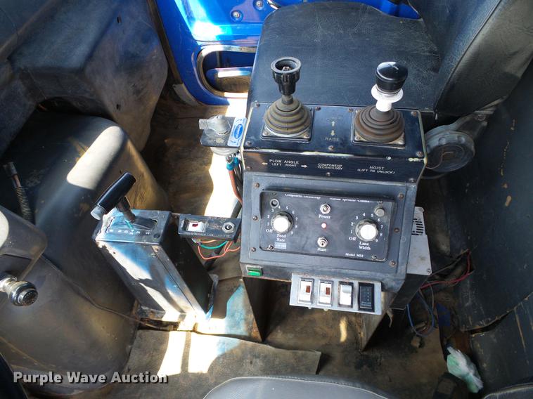 image for item DD5818 1996 Ford LNT8000 dump truck