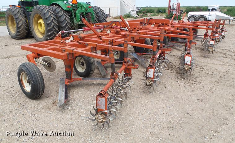 image for item DD5821 Richardson AE-4-35-4 sweep plow